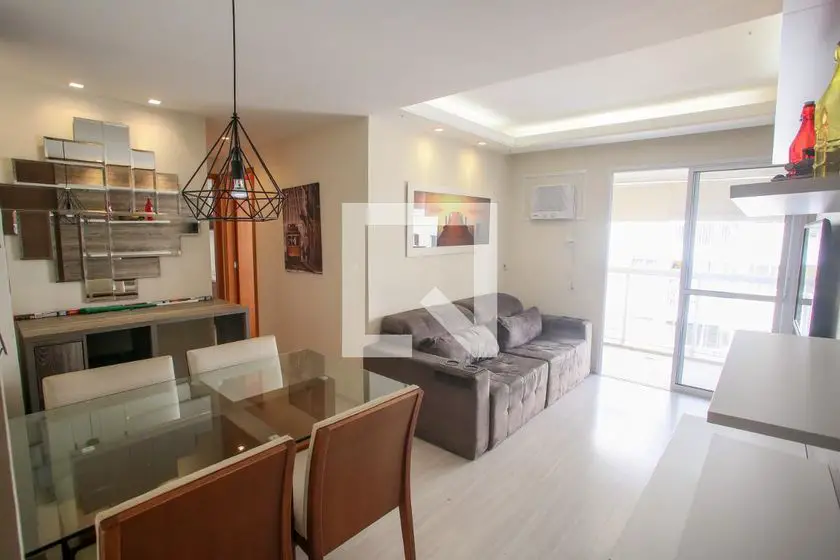 Foto 1 de Apartamento com 2 Quartos para alugar, 59m² em Pechincha, Rio de Janeiro