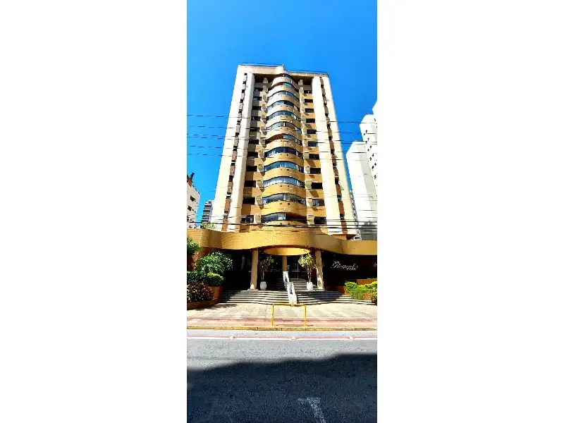 Foto 1 de Apartamento com 3 Quartos para alugar, 123m² em Centro, Florianópolis