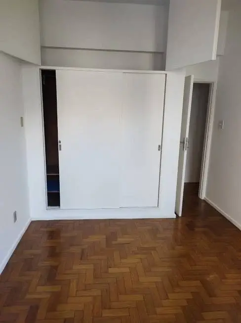 Foto 4 de Apartamento com 3 Quartos para alugar, 85m² em Centro, Petrópolis