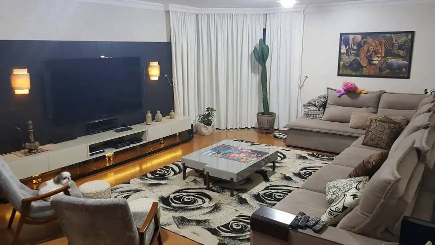 Foto 2 de Apartamento com 3 Quartos à venda, 200m² em Tatuapé, São Paulo