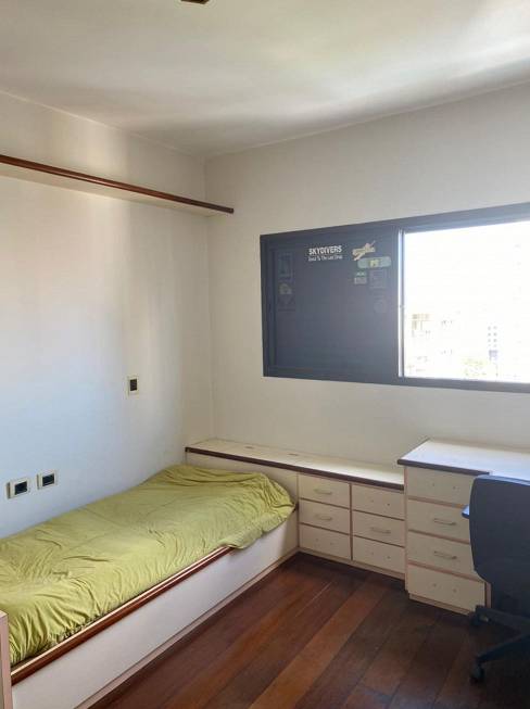 Foto 3 de Apartamento com 4 Quartos à venda, 353m² em Vila Alexandria, São Paulo