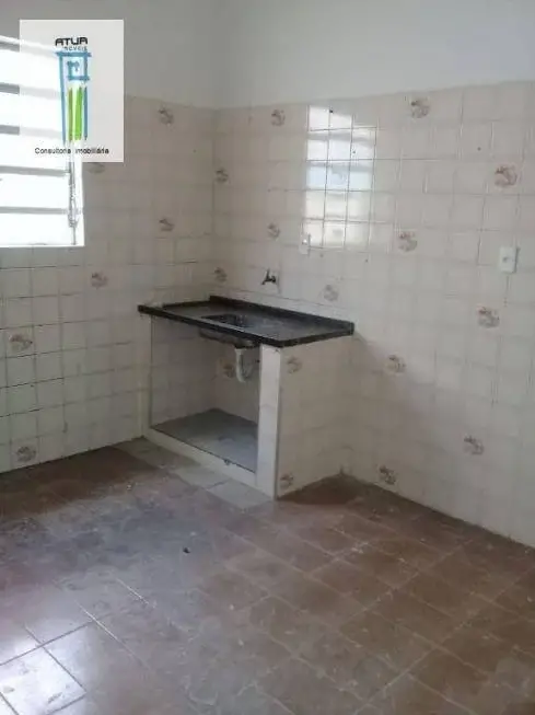 Foto 3 de Casa com 1 Quarto para alugar, 40m² em Chora Menino, São Paulo
