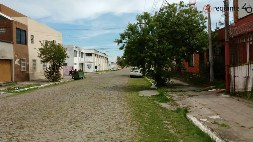 Foto 4 de Casa com 3 Quartos à venda, 576m² em Centro, Pelotas