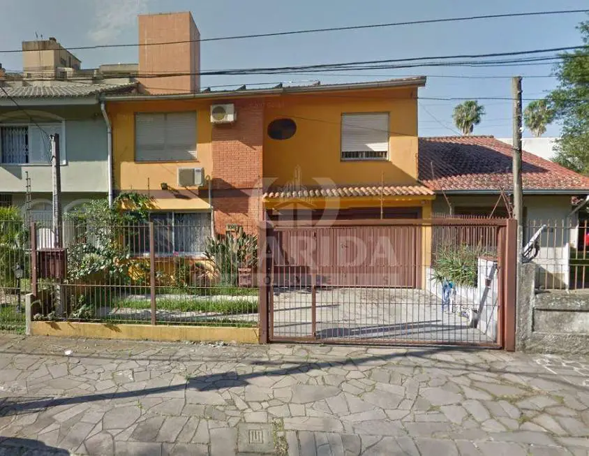 Foto 1 de Casa com 3 Quartos à venda, 300m² em Partenon, Porto Alegre