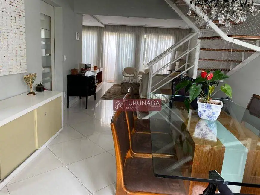 Foto 3 de Casa de Condomínio com 3 Quartos à venda, 150m² em Parque Renato Maia, Guarulhos