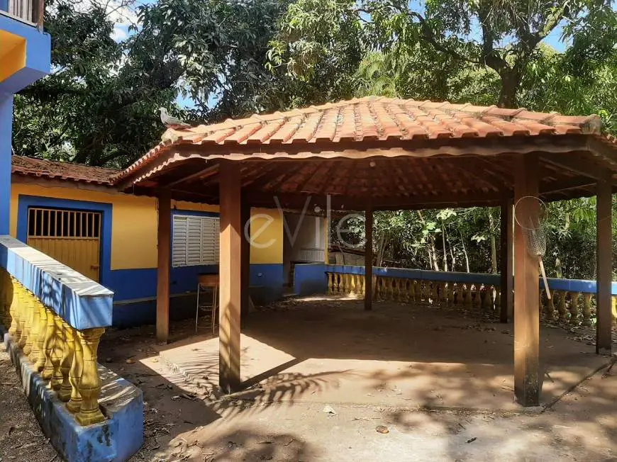 Foto 1 de Chácara com 4 Quartos à venda, 1000m² em Centro, Cosmópolis