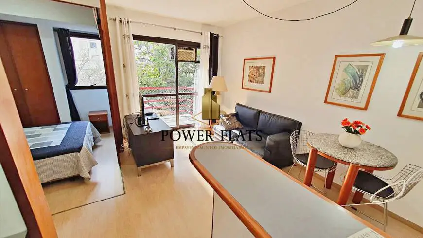 Foto 2 de Flat com 1 Quarto para alugar, 40m² em Pinheiros, São Paulo