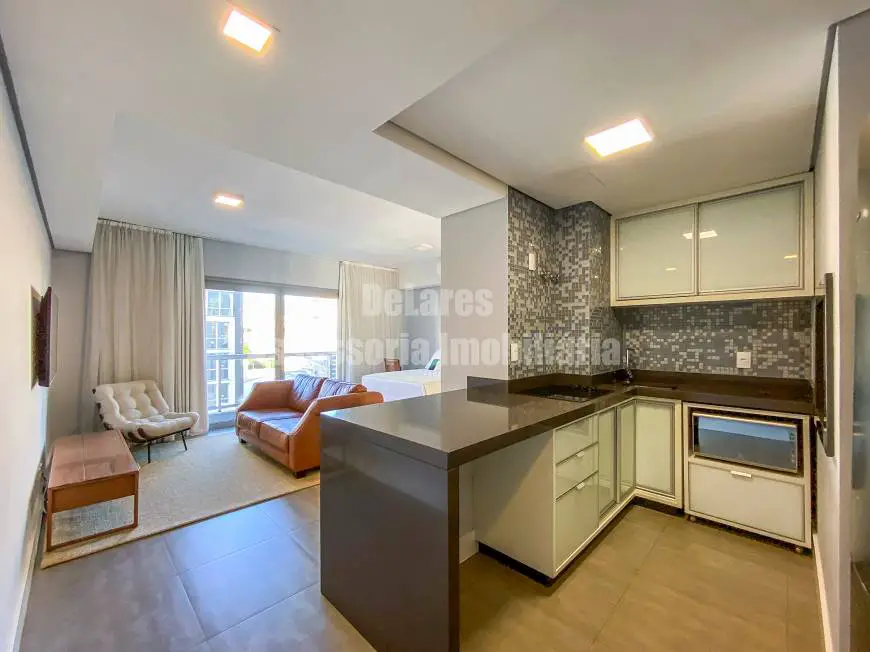 Foto 2 de Apartamento com 1 Quarto para alugar, 39m² em Auxiliadora, Porto Alegre