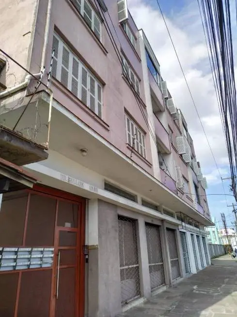 Foto 4 de Apartamento com 1 Quarto para alugar, 52m² em Navegantes, Porto Alegre