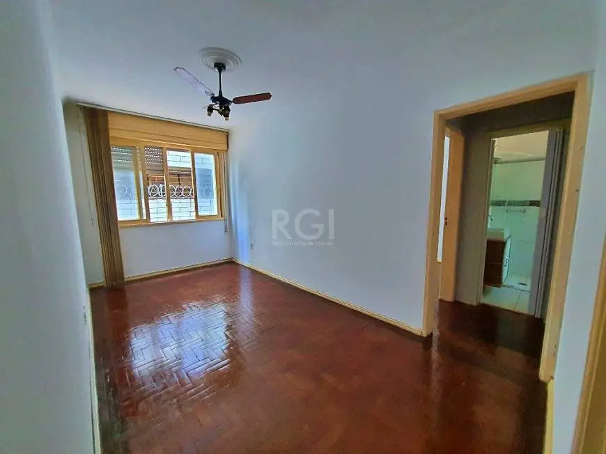 Foto 3 de Apartamento com 1 Quarto à venda, 43m² em Praia de Belas, Porto Alegre
