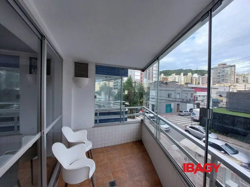 Foto 5 de Apartamento com 2 Quartos para alugar, 119m² em Centro, Florianópolis