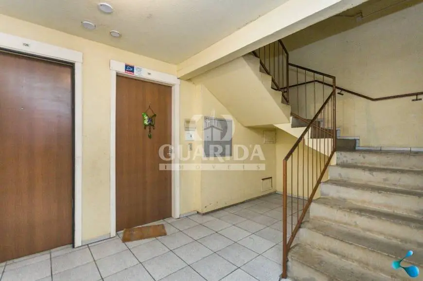 Foto 3 de Apartamento com 2 Quartos à venda, 39m² em Mário Quintana, Porto Alegre