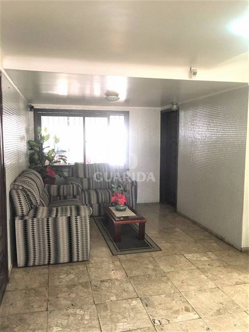 Foto 2 de Apartamento com 2 Quartos à venda, 66m² em Passo da Areia, Porto Alegre