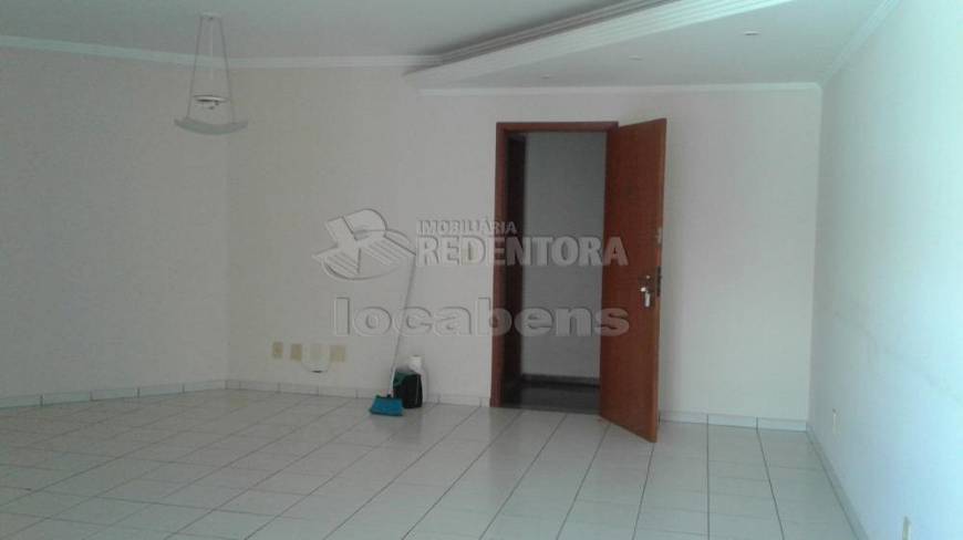Foto 5 de Apartamento com 3 Quartos à venda, 99m² em Bom Jardim, São José do Rio Preto