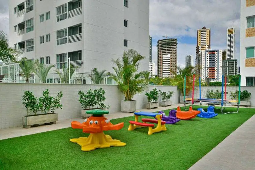 Foto 3 de Apartamento com 3 Quartos à venda, 99m² em Cabo Branco, João Pessoa