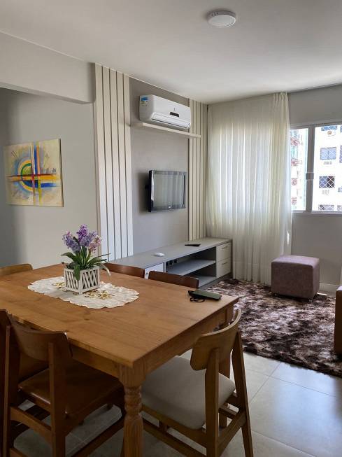 Foto 1 de Apartamento com 3 Quartos à venda, 91m² em Centro, Balneário Camboriú