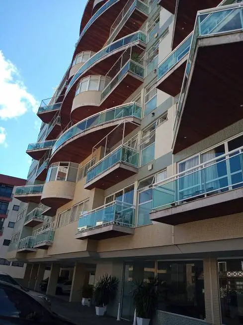 Foto 1 de Apartamento com 3 Quartos para alugar, 130m² em Centro, Petrópolis