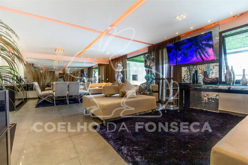 Foto 1 de Apartamento com 3 Quartos à venda, 170m² em Granja Julieta, São Paulo