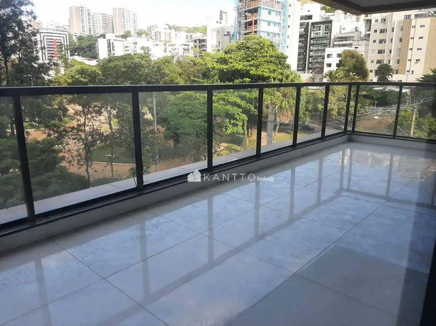Foto 1 de Apartamento com 4 Quartos à venda, 202m² em Bom Pastor, Juiz de Fora