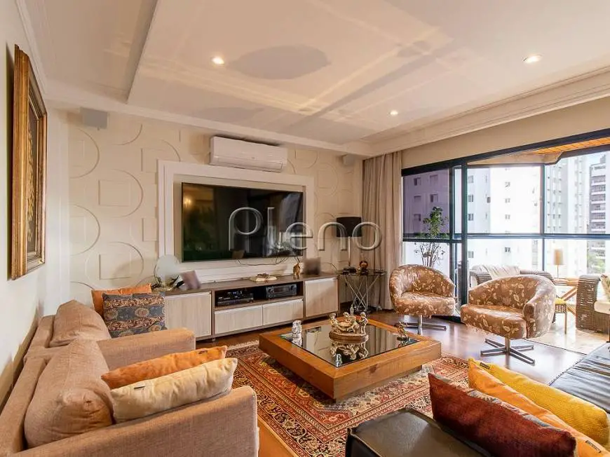 Foto 2 de Apartamento com 4 Quartos à venda, 254m² em Cambuí, Campinas
