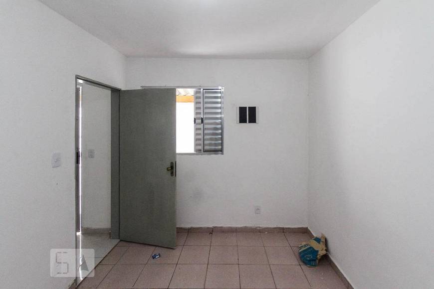 Foto 1 de Casa com 1 Quarto para alugar, 60m² em Vila Macedopolis, São Paulo