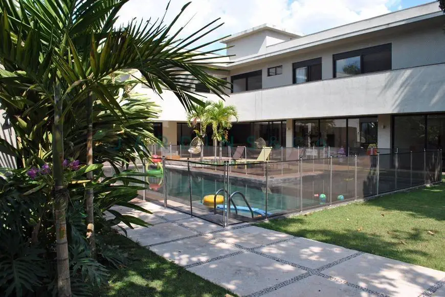 Foto 1 de Casa com 5 Quartos à venda, 1100m² em Cidade Jardim, São Paulo