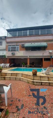 Foto 2 de Casa com 6 Quartos à venda, 600m² em Santa Rosa, Niterói