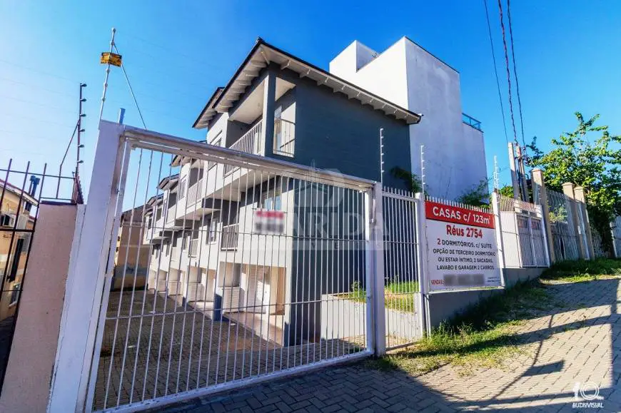 Foto 1 de Casa de Condomínio com 2 Quartos à venda, 114m² em Vila Conceição, Porto Alegre