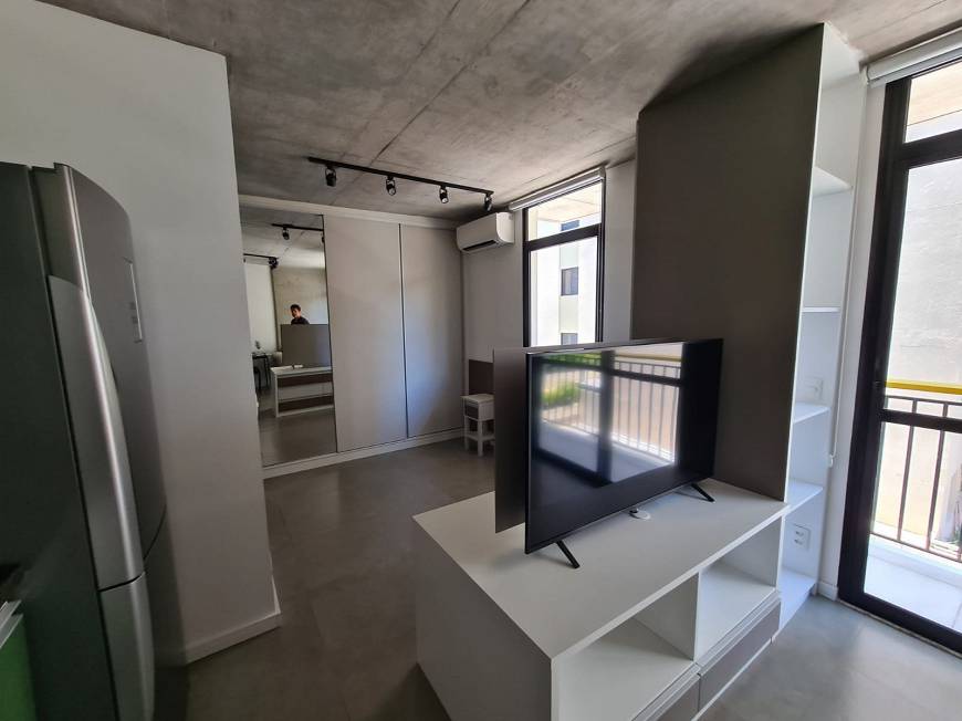 Foto 2 de Apartamento com 1 Quarto para venda ou aluguel, 32m² em Alto Da Boa Vista, São Paulo