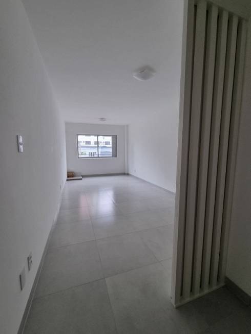 Foto 2 de Apartamento com 1 Quarto à venda, 30m² em Centro, Balneário Camboriú