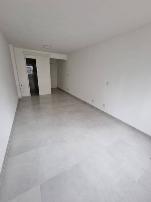 Foto 5 de Apartamento com 1 Quarto à venda, 30m² em Centro, Balneário Camboriú