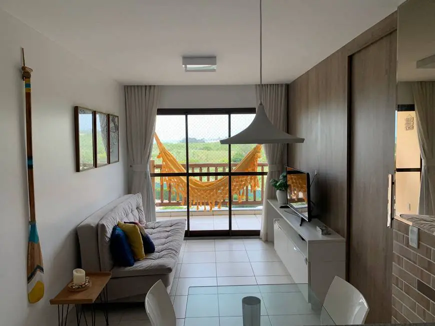 Foto 2 de Apartamento com 2 Quartos à venda, 40m² em Cumbuco, Caucaia