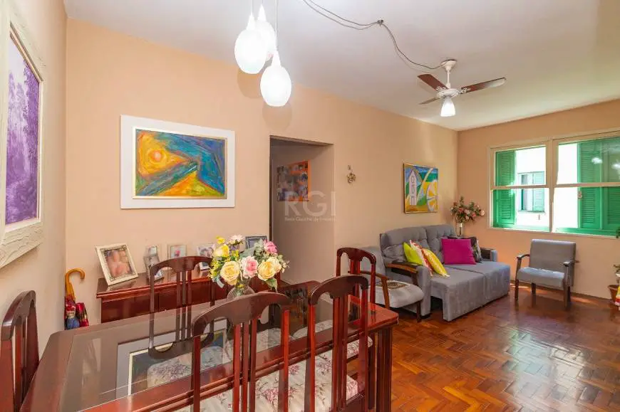 Foto 1 de Apartamento com 2 Quartos à venda, 62m² em São João, Porto Alegre