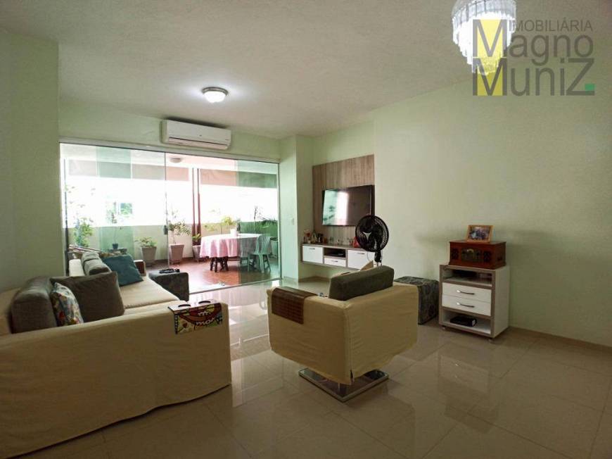 Foto 1 de Apartamento com 3 Quartos à venda, 158m² em Varjota, Fortaleza