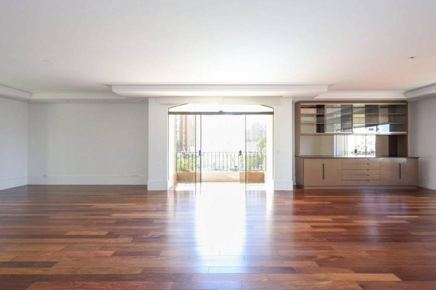 Foto 3 de Apartamento com 4 Quartos para alugar, 250m² em Pinheiros, São Paulo