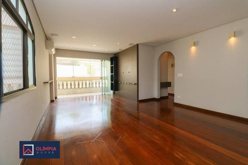 Foto 1 de Apartamento com 4 Quartos para alugar, 137m² em Vila Madalena, São Paulo