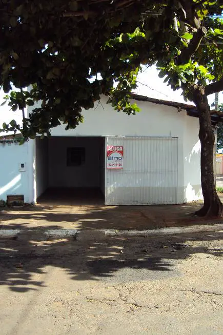 Foto 1 de Casa com 2 Quartos para alugar, 70m² em Jardim Guanabara III, Goiânia