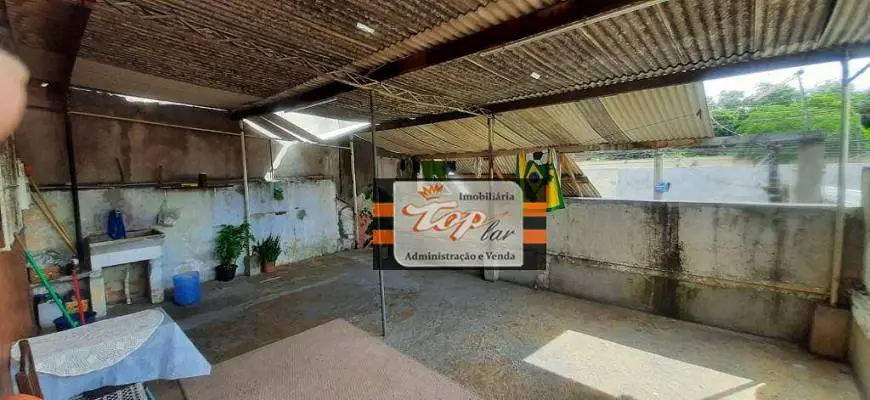 Foto 2 de Casa com 2 Quartos à venda, 130m² em Vila Zat, São Paulo