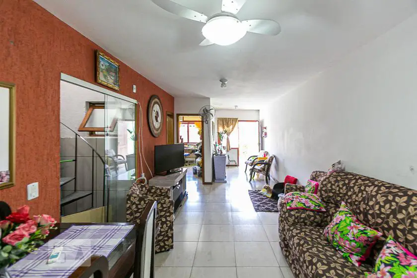Foto 1 de Casa com 3 Quartos para alugar, 103m² em Aberta dos Morros, Porto Alegre