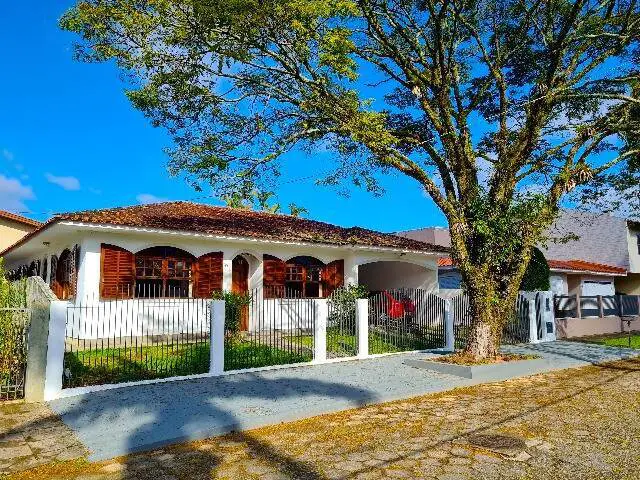 Foto 1 de Casa com 3 Quartos à venda, 250m² em Córrego Grande, Florianópolis