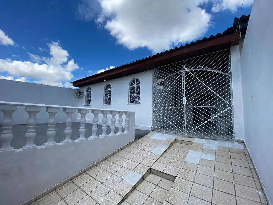 Foto 2 de Casa com 3 Quartos para venda ou aluguel, 160m² em Da Paz, Manaus