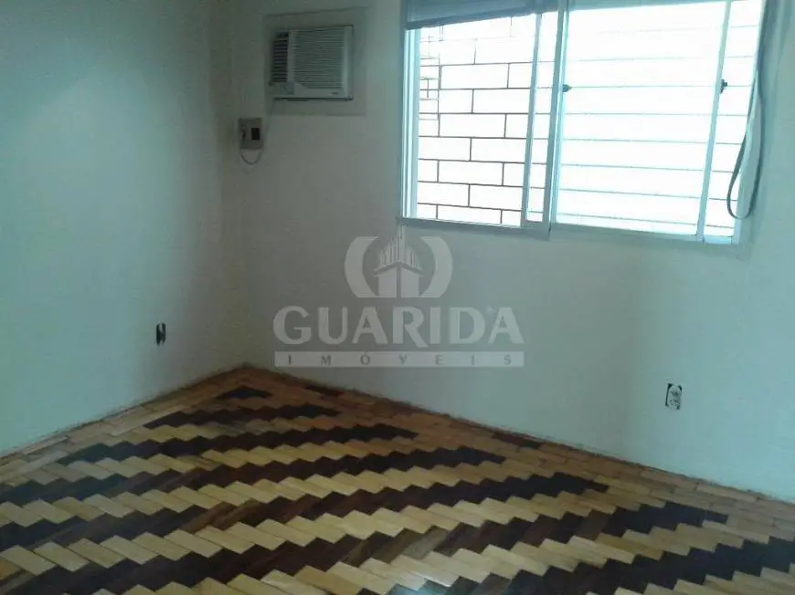 Foto 4 de Casa com 4 Quartos à venda, 179m² em Medianeira, Porto Alegre