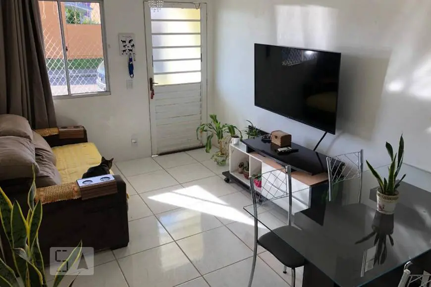 Foto 1 de Casa de Condomínio com 2 Quartos para alugar, 60m² em Mato Grande, Canoas