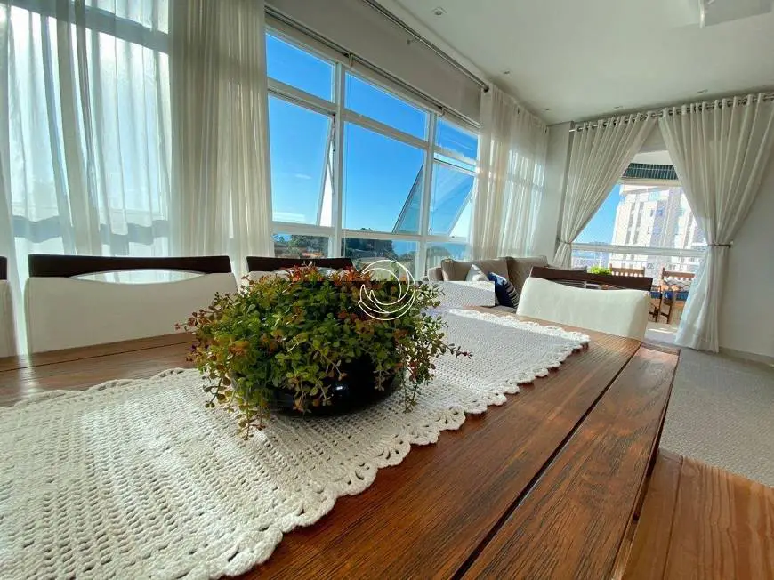 Foto 1 de Apartamento com 2 Quartos à venda, 139m² em Agronômica, Florianópolis