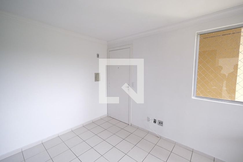Foto 3 de Apartamento com 2 Quartos para alugar, 42m² em Colônia Rio Grande, São José dos Pinhais