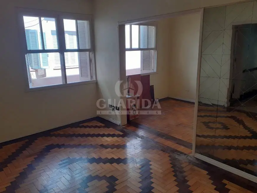 Foto 3 de Apartamento com 3 Quartos à venda, 83m² em Farroupilha, Porto Alegre