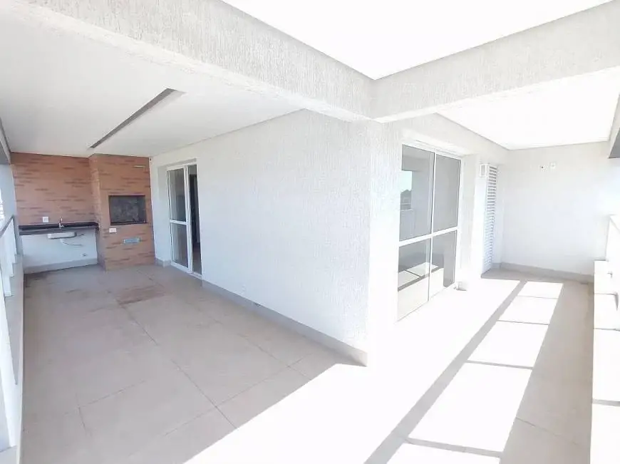 Foto 1 de Apartamento com 3 Quartos à venda, 140m² em Osvaldo Rezende, Uberlândia