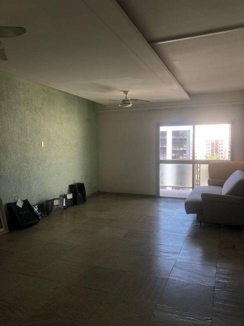 Foto 1 de Apartamento com 3 Quartos à venda, 130m² em Praia do Canto, Vitória