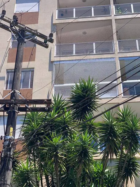 Foto 1 de Apartamento com 3 Quartos à venda, 130m² em Valparaiso, Petrópolis