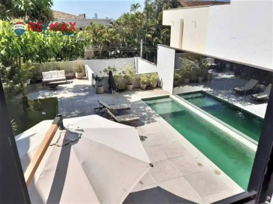 Foto 2 de Casa com 1 Quarto à venda, 342m² em Jardim Botânico, Rio de Janeiro